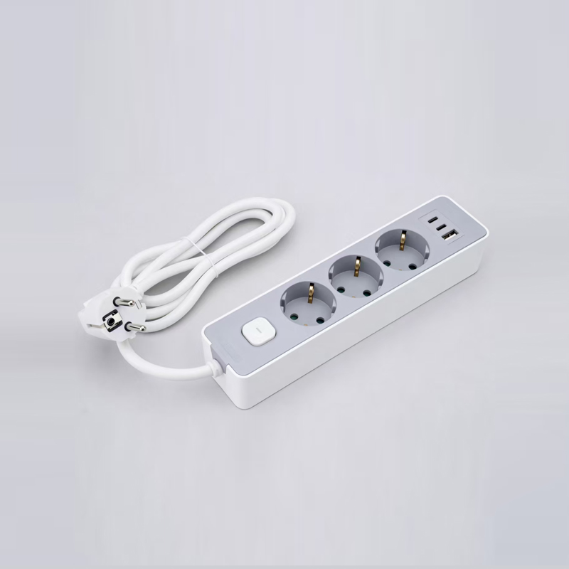 LOB-03K-AC 스위치가 있는 독일 유형 3 콘센트 전원 스트립, PD 고속 충전기, USB-A 1개 및 Type-C 포트 2개